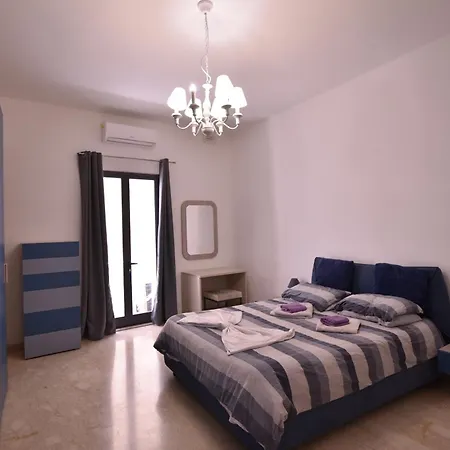 Xl Seafront Home 4Br 2Bath In Sliema