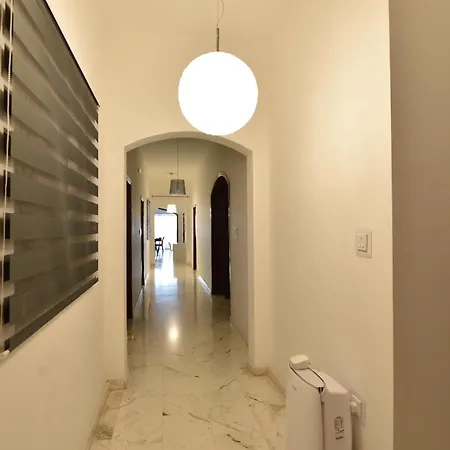 Xl Seafront Home 4Br 2Bath In Sliema Sliema