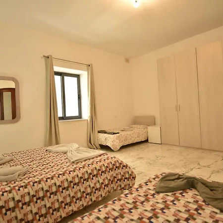 Xl Seafront Home 4Br 2Bath In Sliema Apartment *