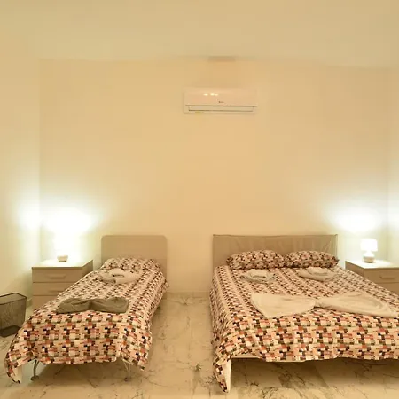 Xl Seafront Home 4Br 2Bath In Sliema