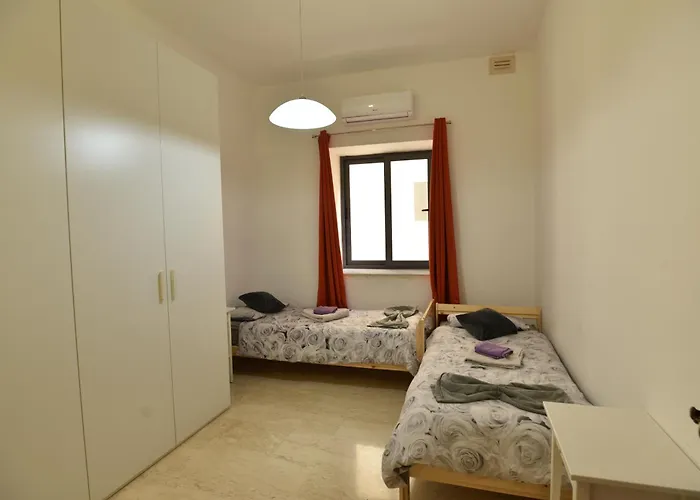 Xl Seafront In Apartment *